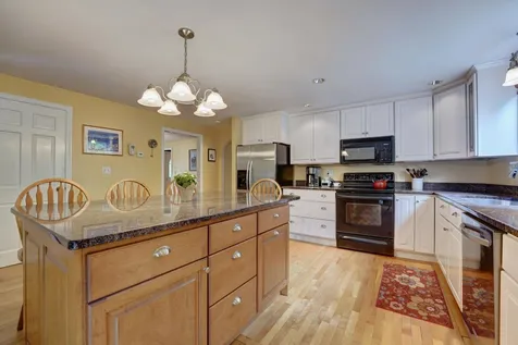 31 Dow Lane Rye NH 03870