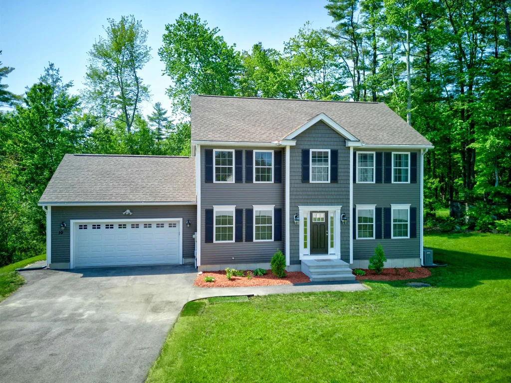 10 Rapids Lane Manchester NH 03109
