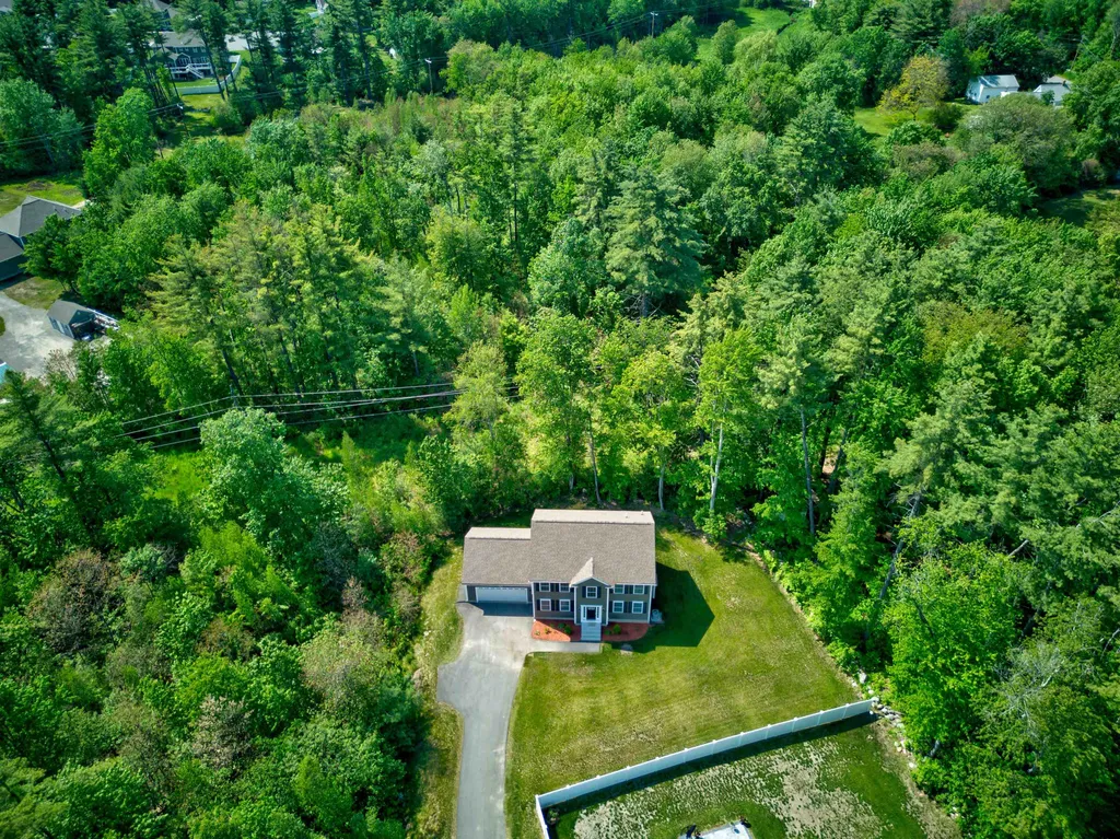 10 Rapids Lane Manchester NH 03109