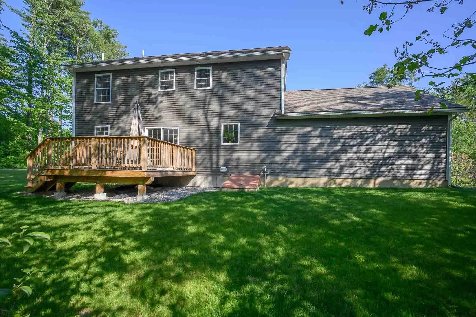 10 Rapids Lane Manchester NH 03109