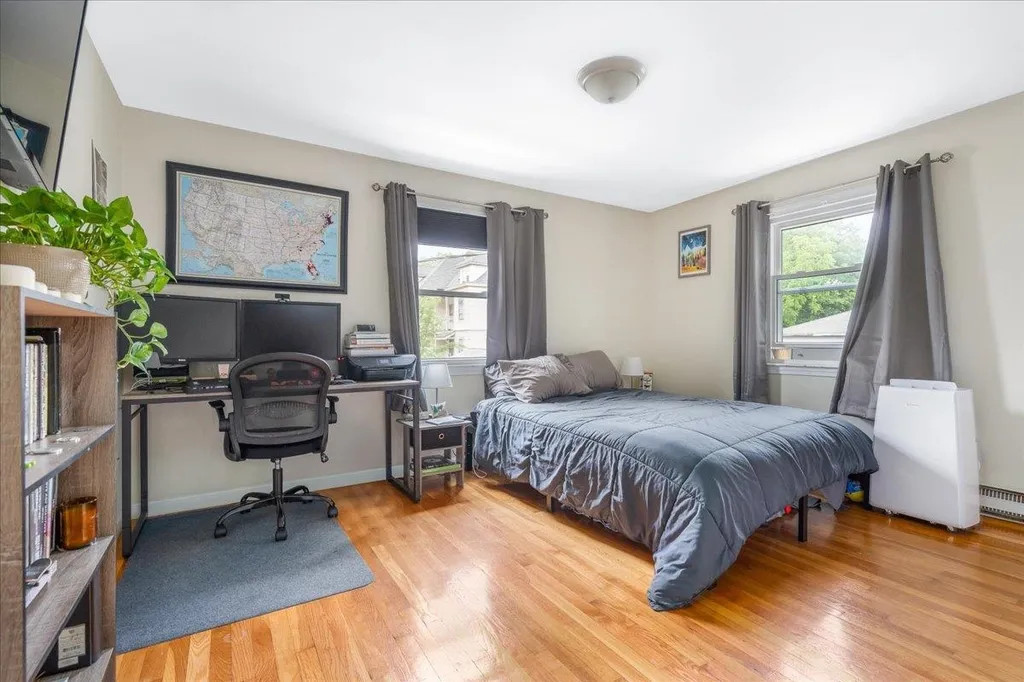 22 Reynolds Avenue Manchester NH 03103