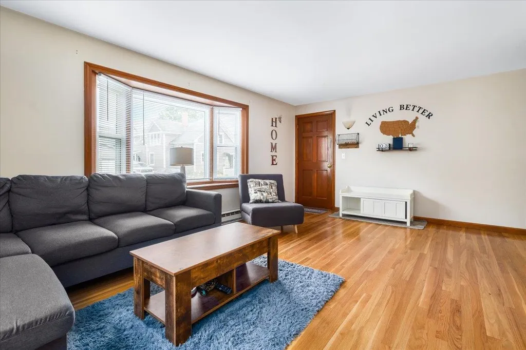 22 Reynolds Avenue Manchester NH 03103