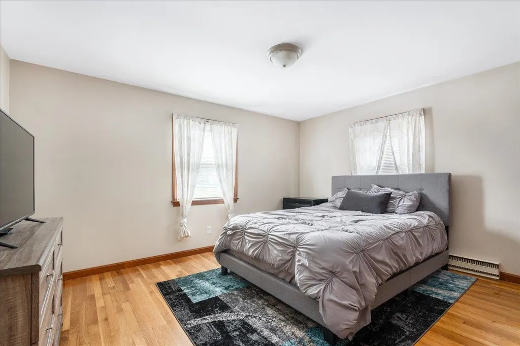 22 Reynolds Avenue Manchester NH 03103