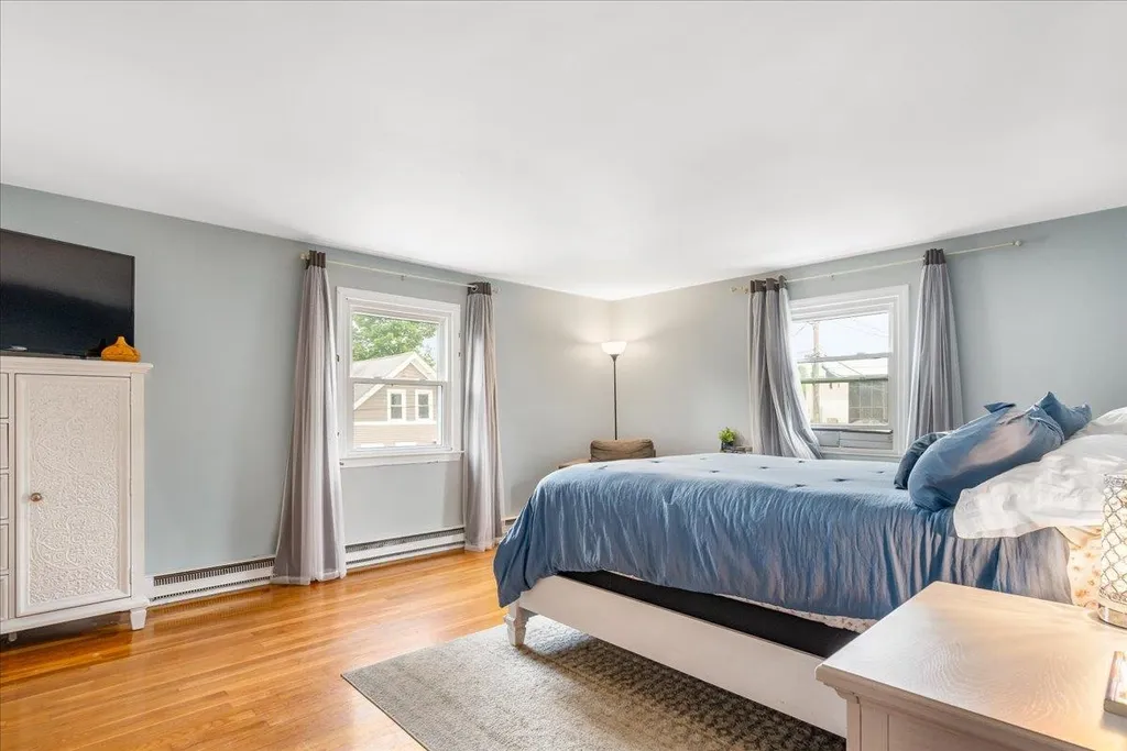 22 Reynolds Avenue Manchester NH 03103