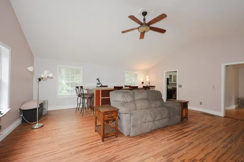 286 Bedford Road New Boston NH 03070