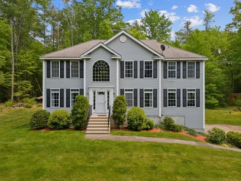 12 Pigeon Hill Road Danville NH 03819