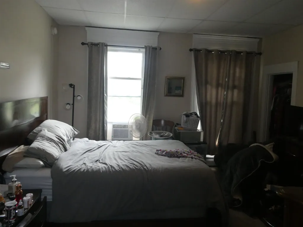 3 Walnut Street Manchester NH 03104