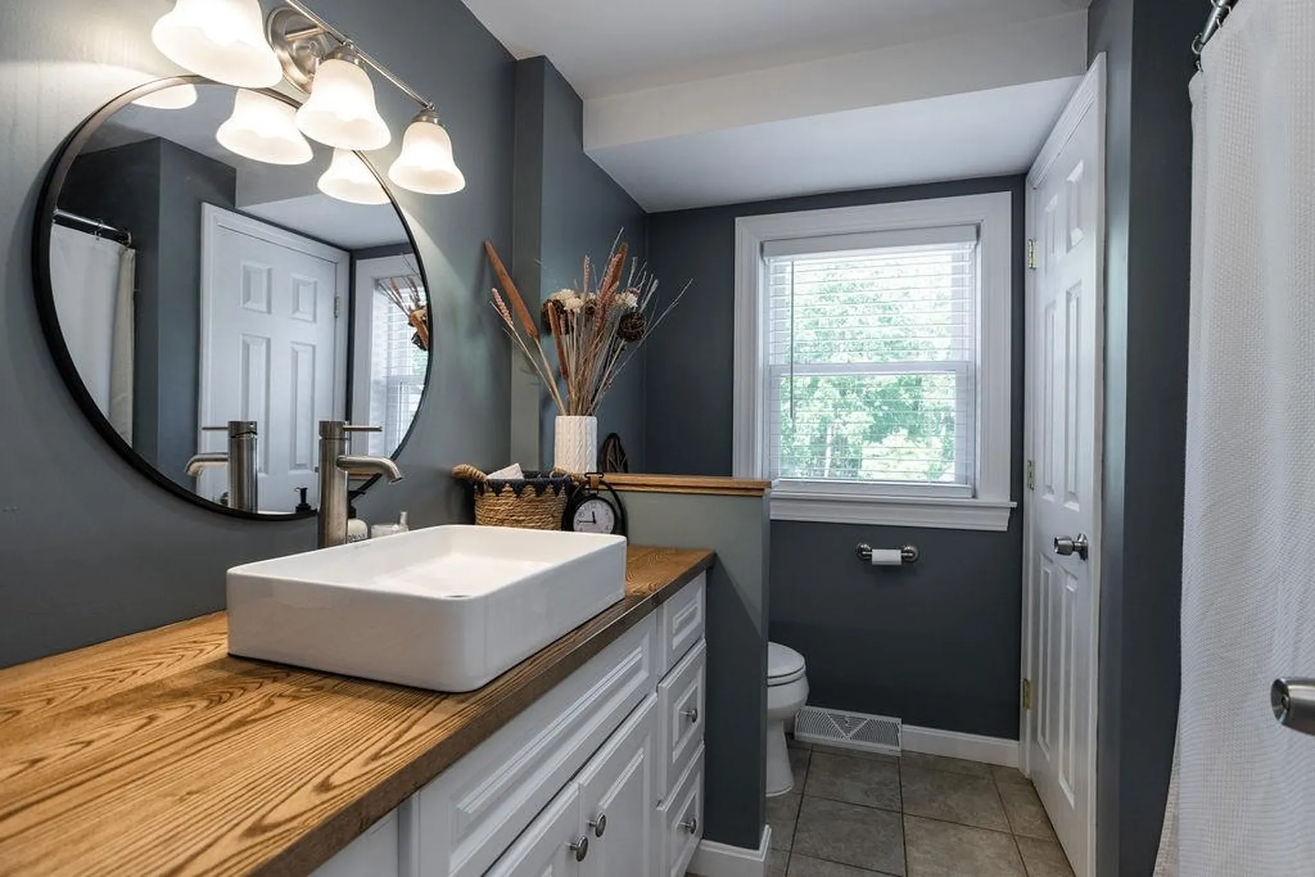 11 Ryan Circle Rochester NH 03867