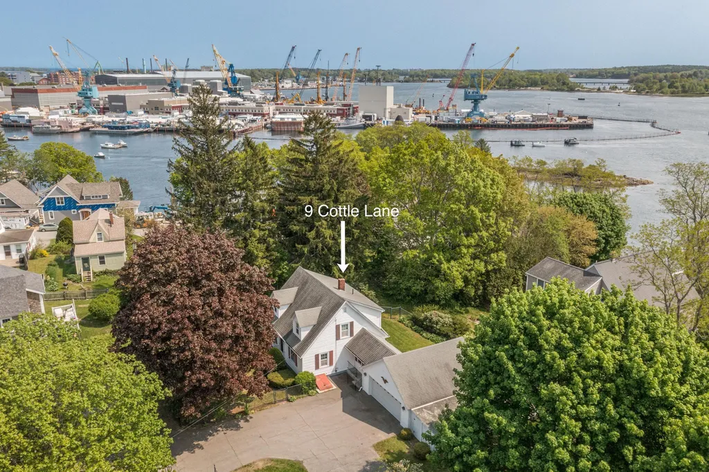 9 Cottle Lane Kittery ME 03904