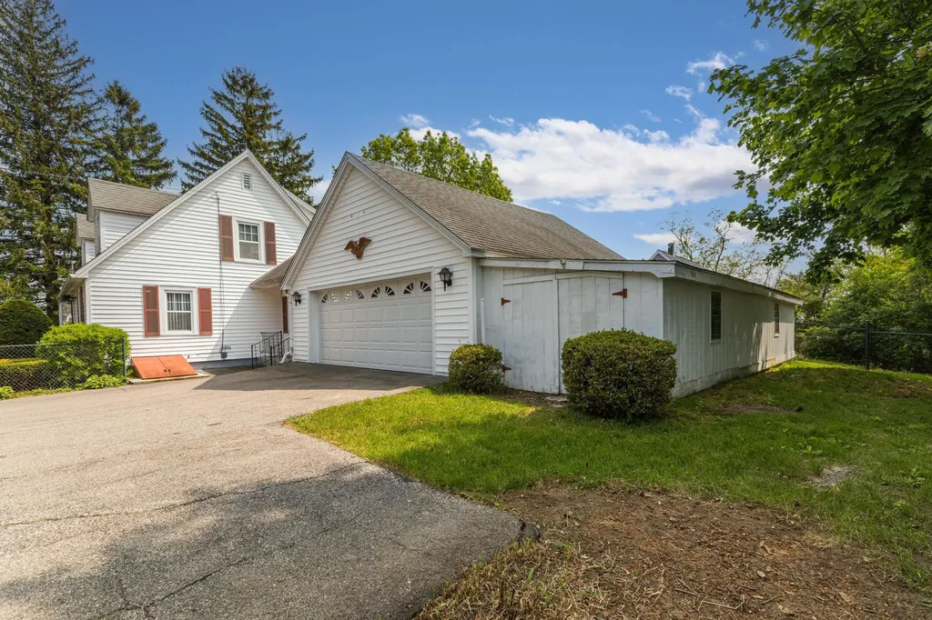 9 Cottle Lane Kittery ME 03904