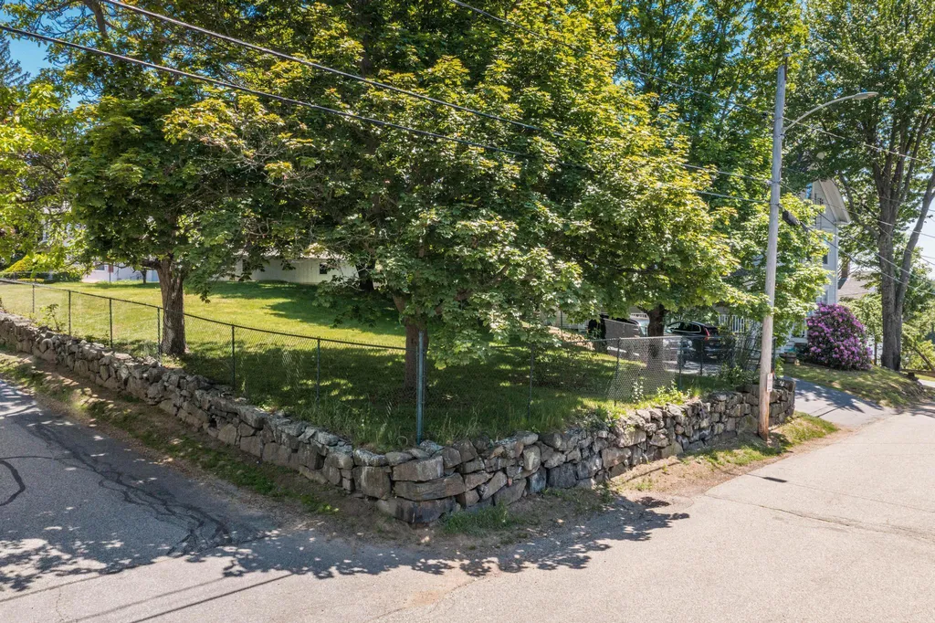 9 Cottle Lane Kittery ME 03904