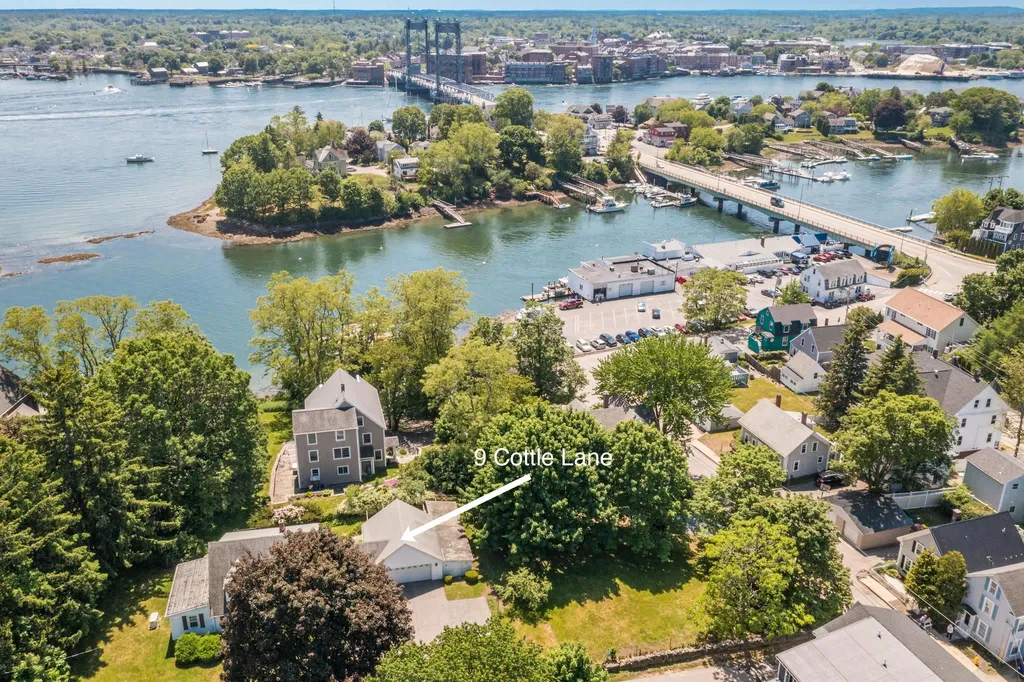 9 Cottle Lane Kittery ME 03904