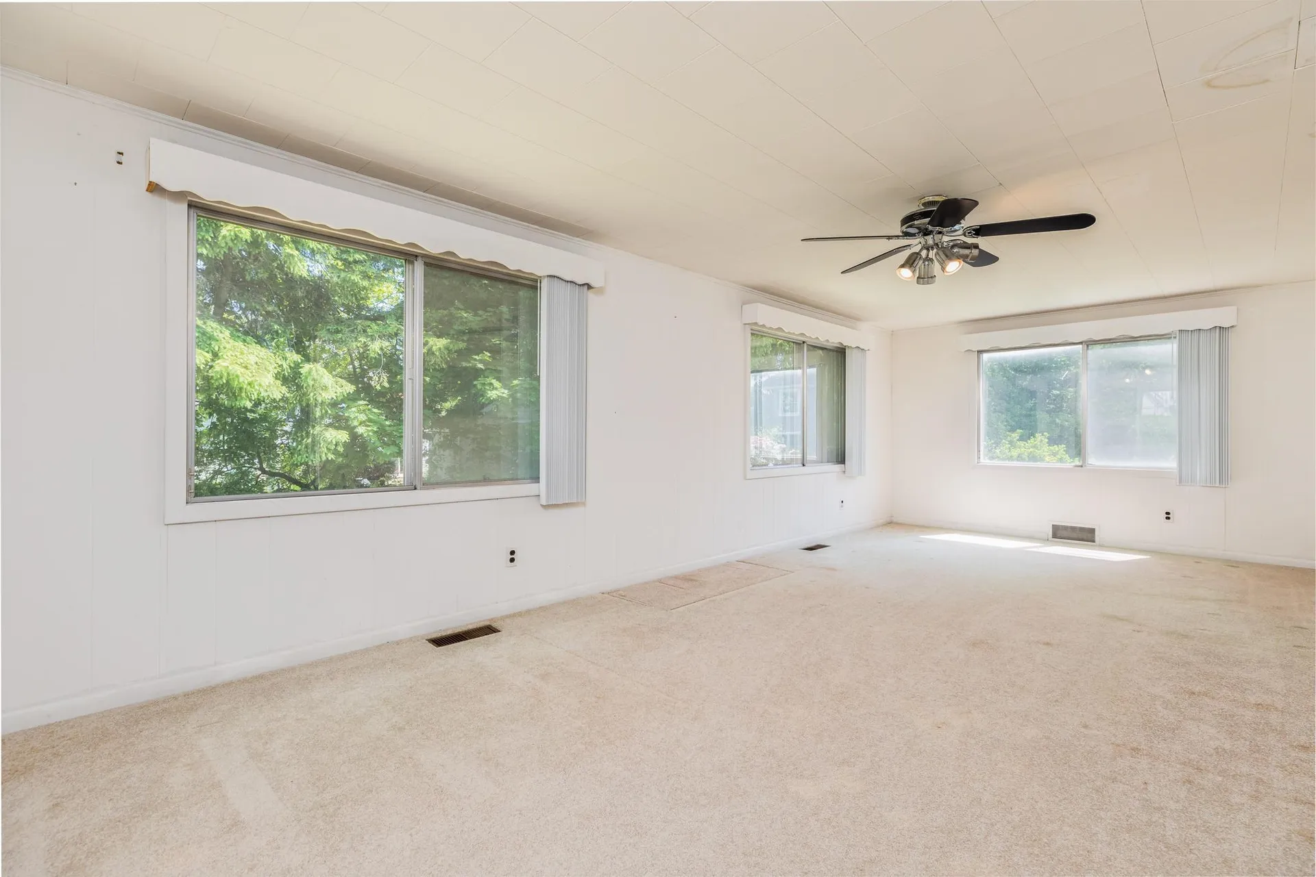9 Cottle Lane Kittery ME 03904