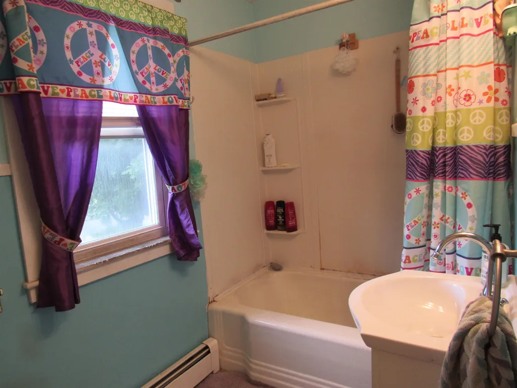 328 Columbia Avenue Berlin NH 03570