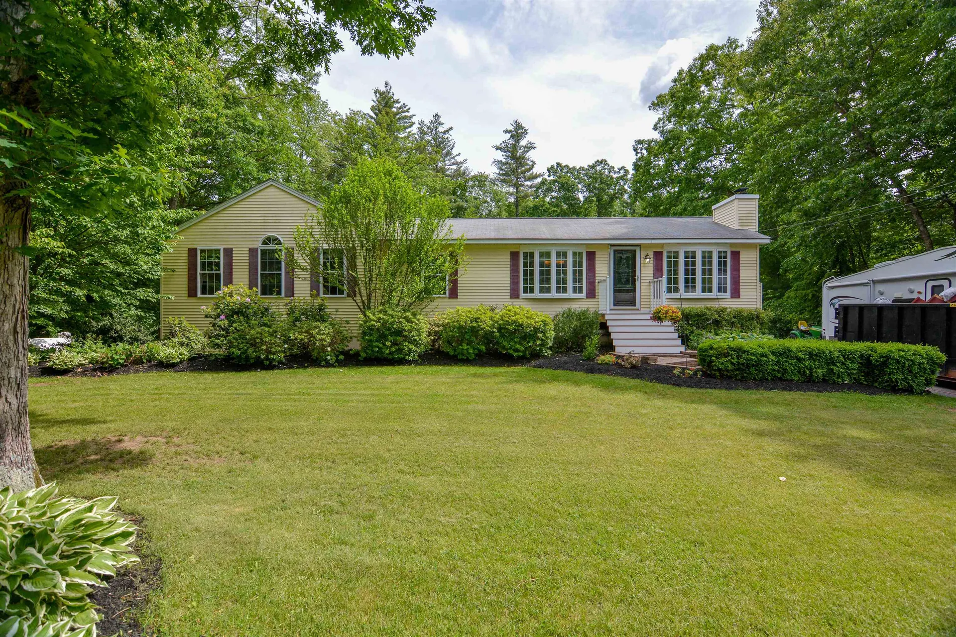 14 Birch Street Litchfield NH 03052