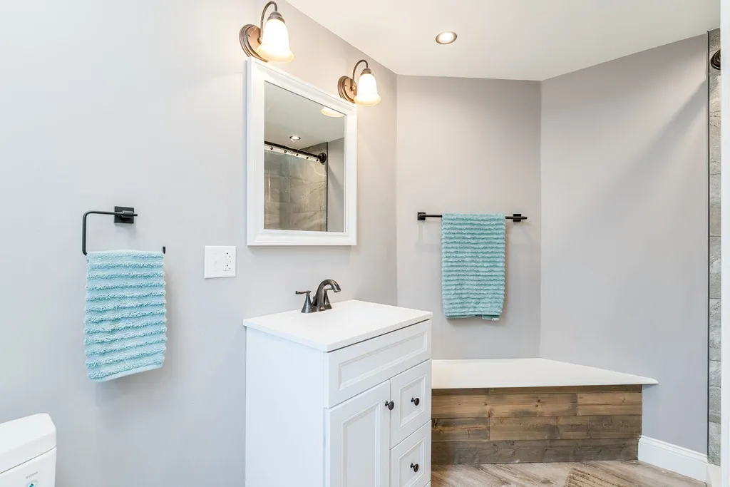 33 Camp Street Barre City VT 05641