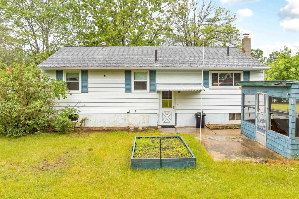 6 Cheyenne Street Dover NH 03820