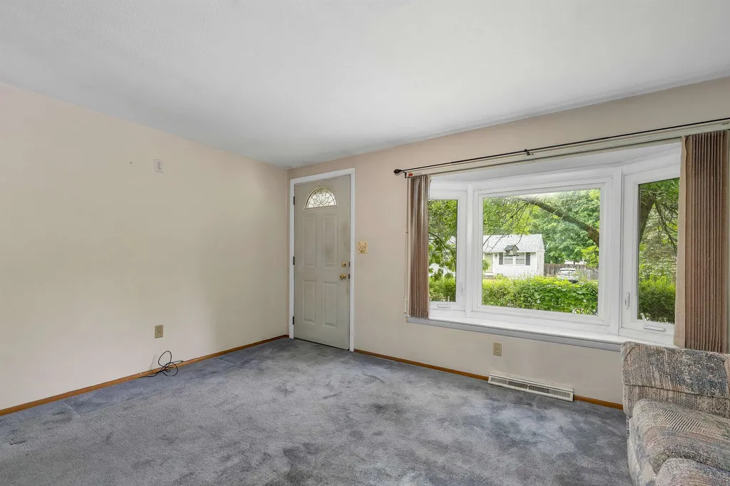 6 Cheyenne Street Dover NH 03820