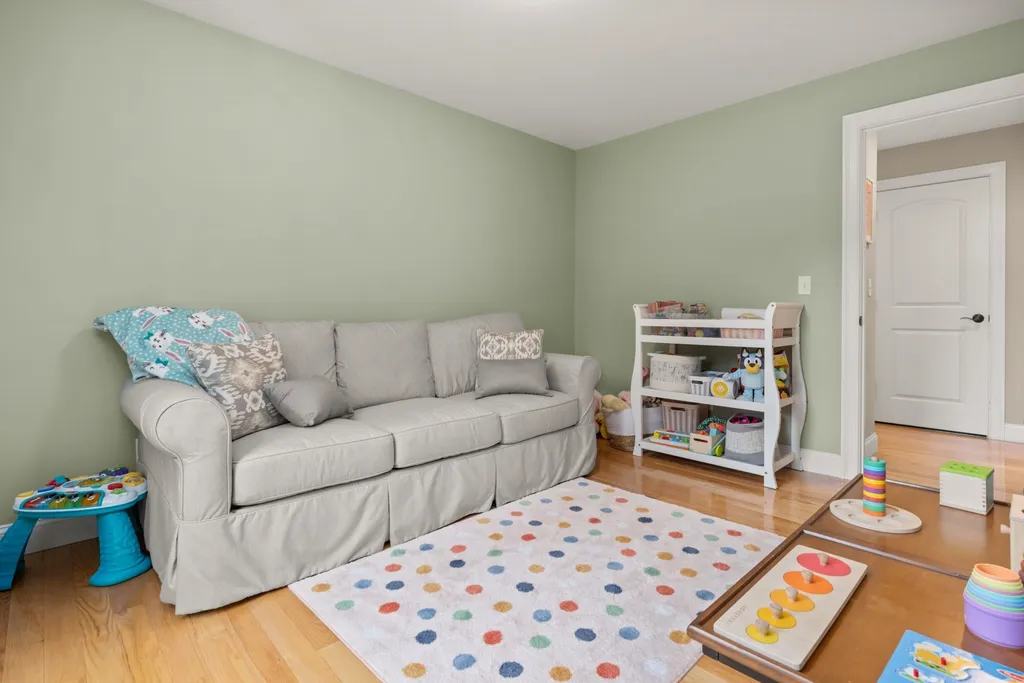 39 Post Road North Hampton NH 03862