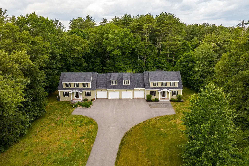 39 Post Road North Hampton NH 03862