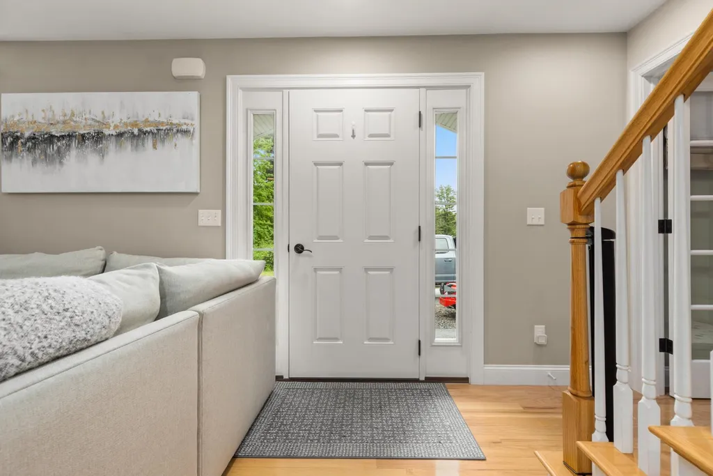 39 Post Road North Hampton NH 03862
