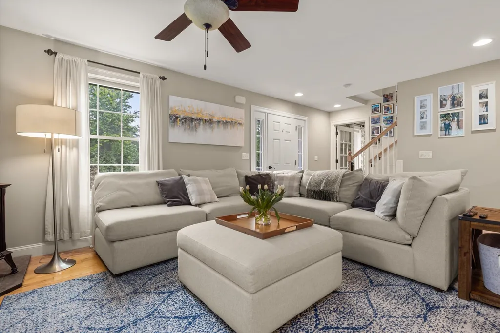 39 Post Road North Hampton NH 03862