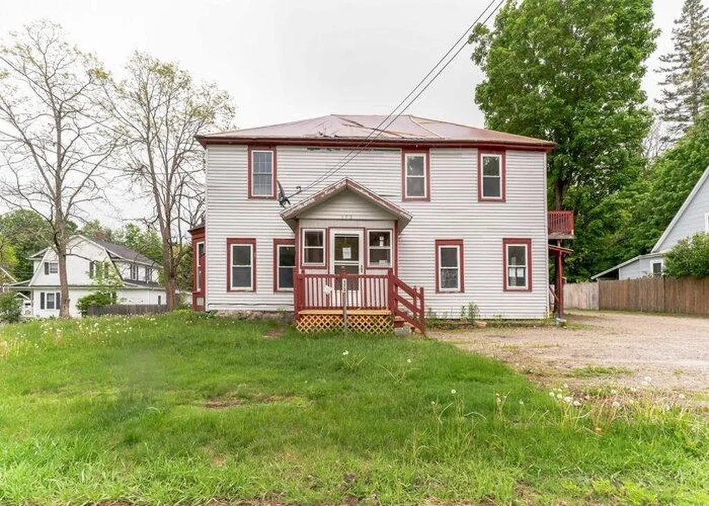 173 Agassiz Street Bethlehem NH 03574