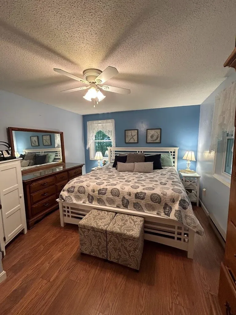 1 Adams Way Raymond NH 03077