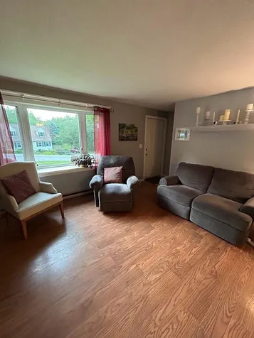 1 Adams Way Raymond NH 03077