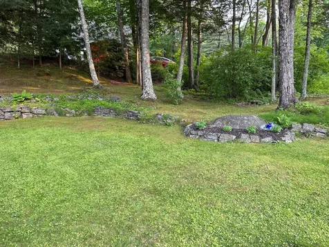 1 Adams Way Raymond NH 03077
