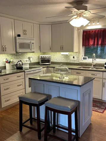 1 Adams Way Raymond NH 03077