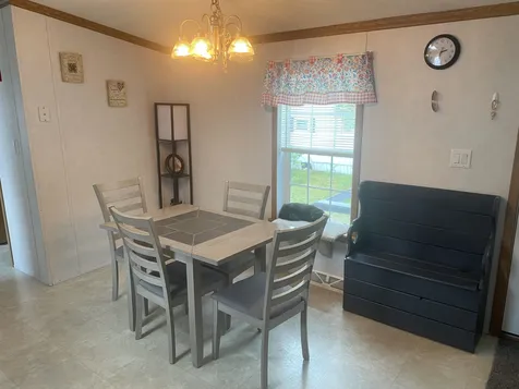 11 Easy Street Holderness NH 03245