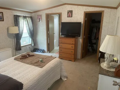 11 Easy Street Holderness NH 03245