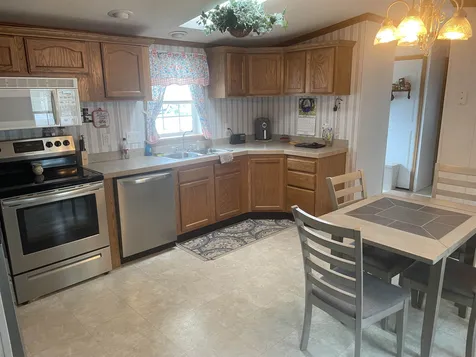 11 Easy Street Holderness NH 03245