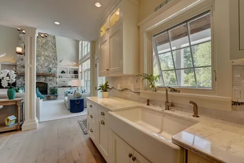 4 Marjorie Way Rye NH 03870