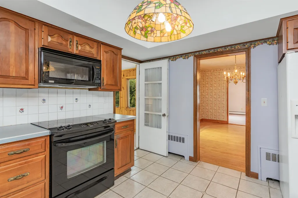 957 Pine Street Burlington VT 05401