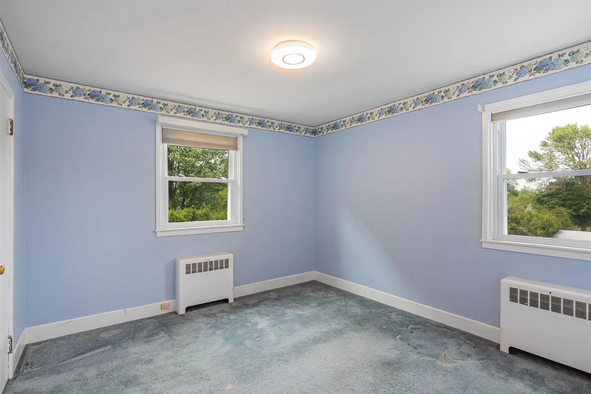 957 Pine Street Burlington VT 05401