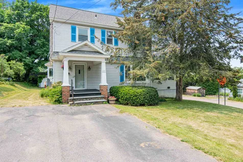 957 Pine Street Burlington VT 05401