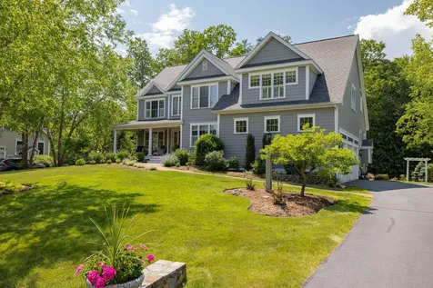 23 Chisholm Farm Drive Stratham NH 03885