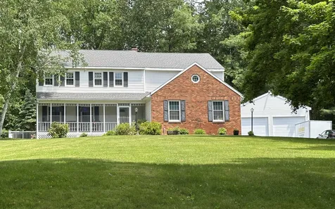 338 Lucas Road Manchester NH 03109