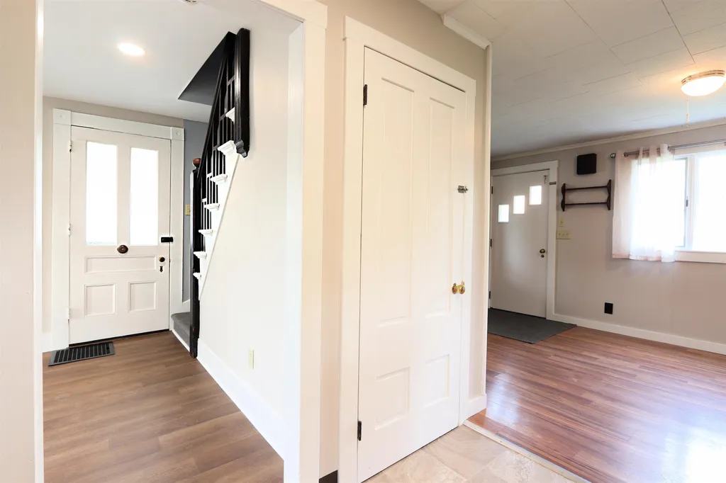1396 Main Street St. Johnsbury VT 05819