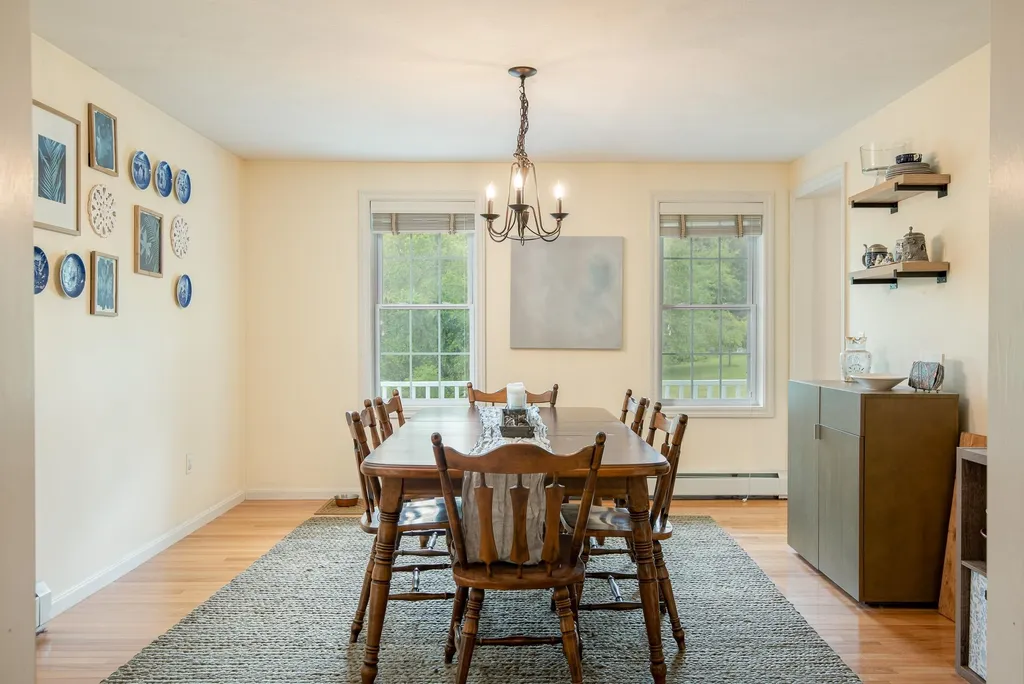 21 Taylor Road Dover NH 03820