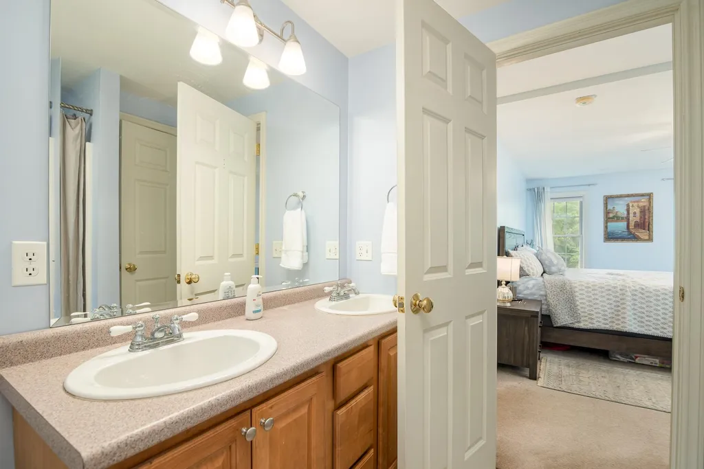 21 Taylor Road Dover NH 03820