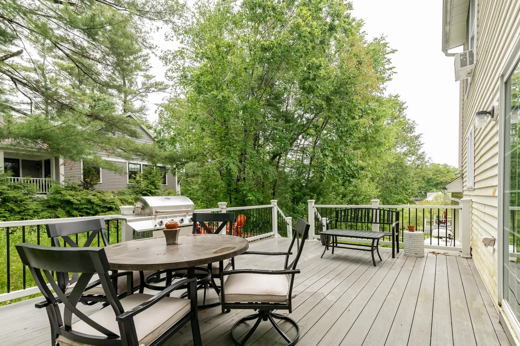 21 Taylor Road Dover NH 03820