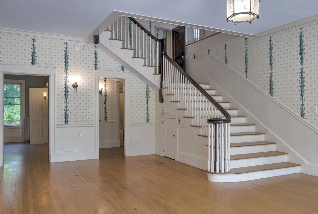180 Court Street Keene NH 03431