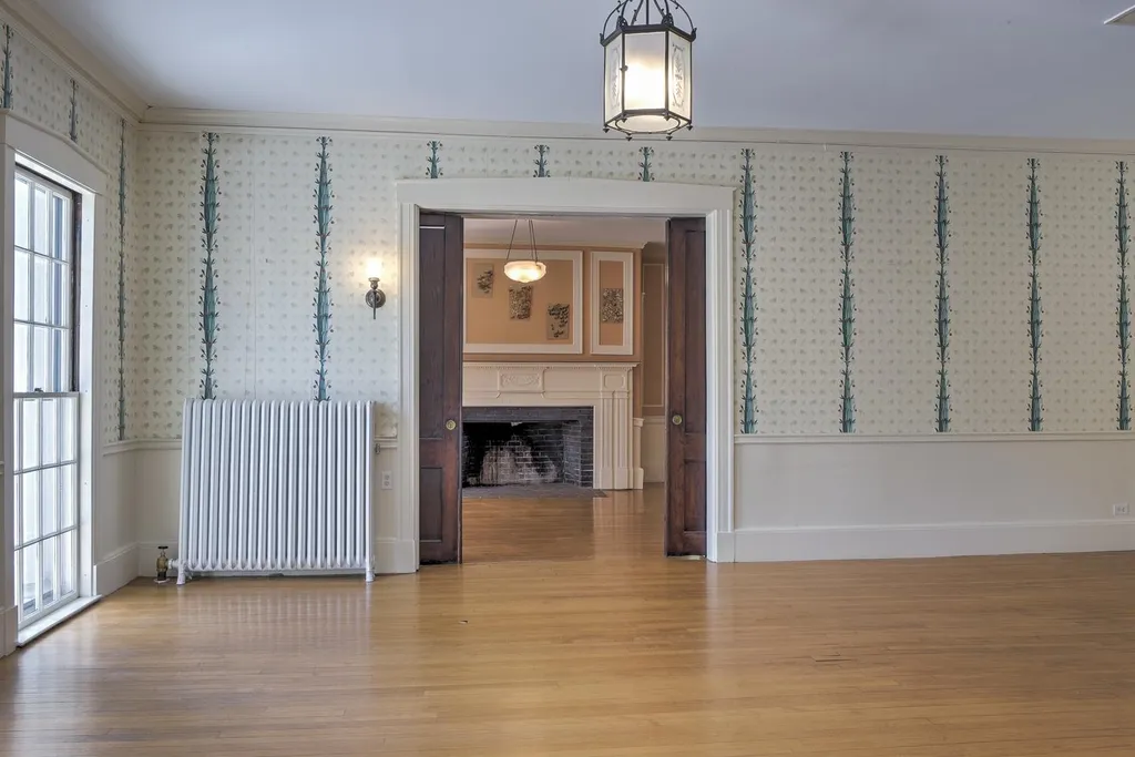 180 Court Street Keene NH 03431