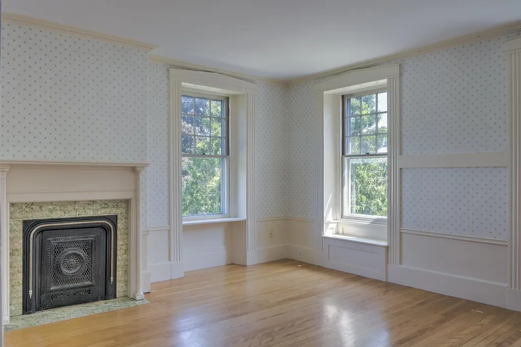 180 Court Street Keene NH 03431