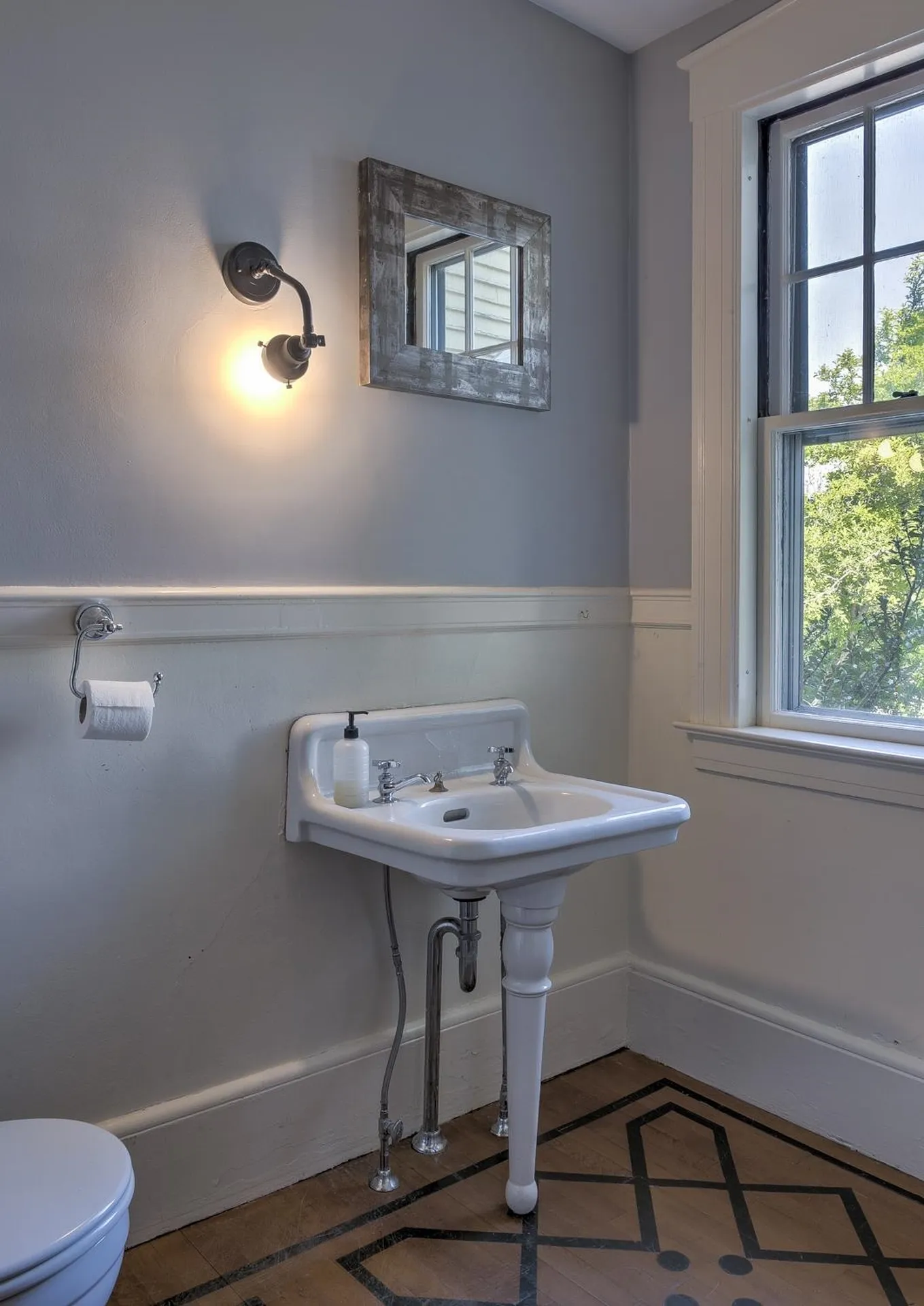 180 Court Street Keene NH 03431