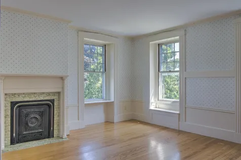 180 Court Street Keene NH 03431