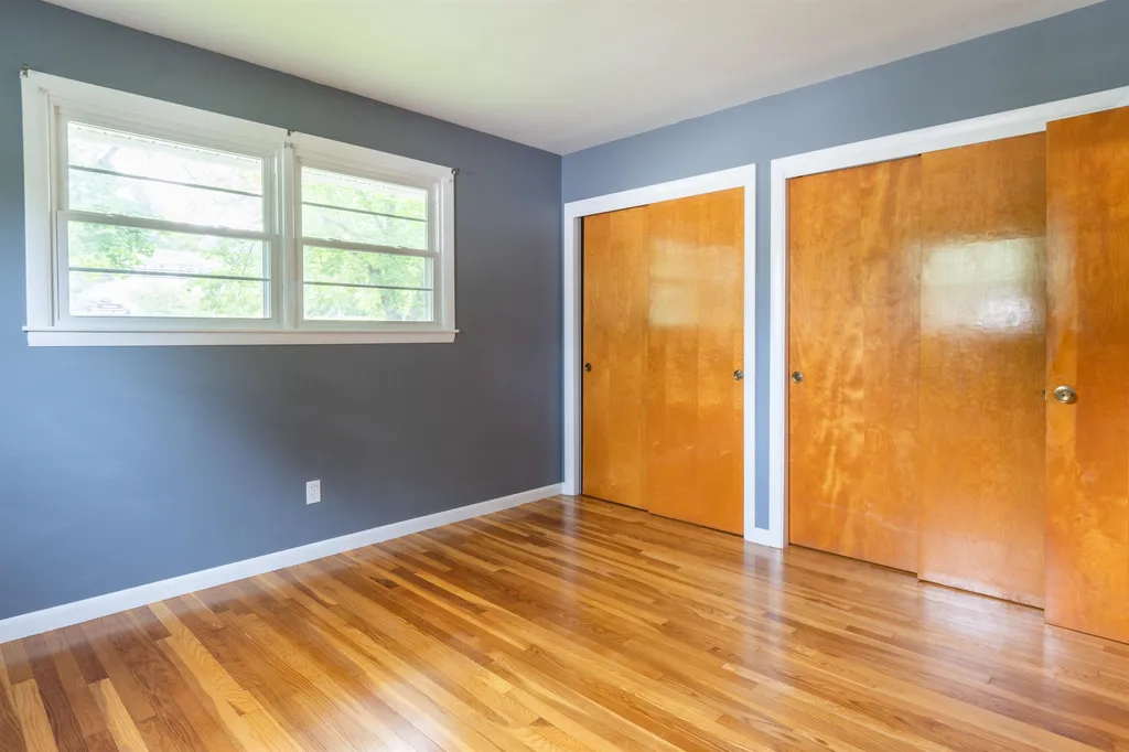 631 Cohas Avenue Manchester NH 03109